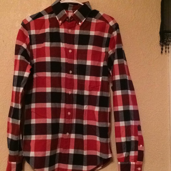 Merona Other - MERONA button down shirt